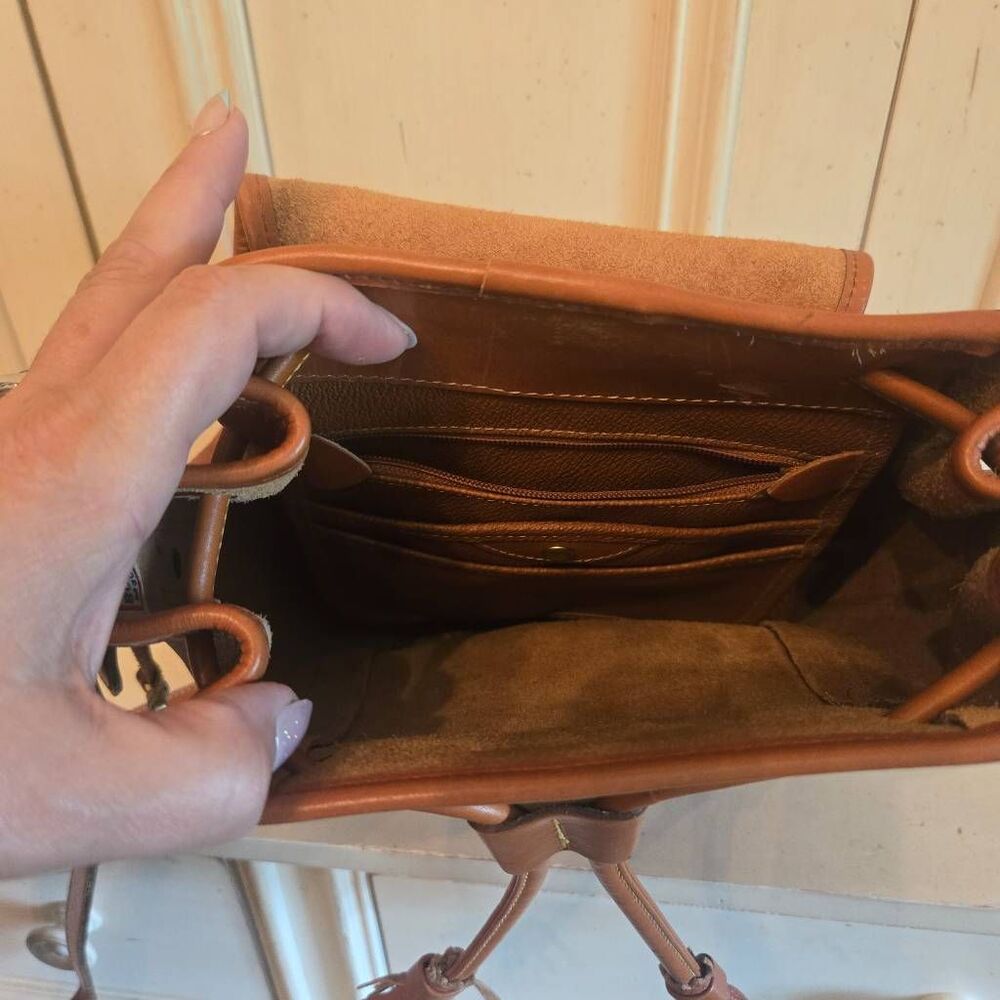 Dooney & Bourke Dover Drawstring Cross Body Tan Pebble Leather 90s Purse - Picture 11 of 13